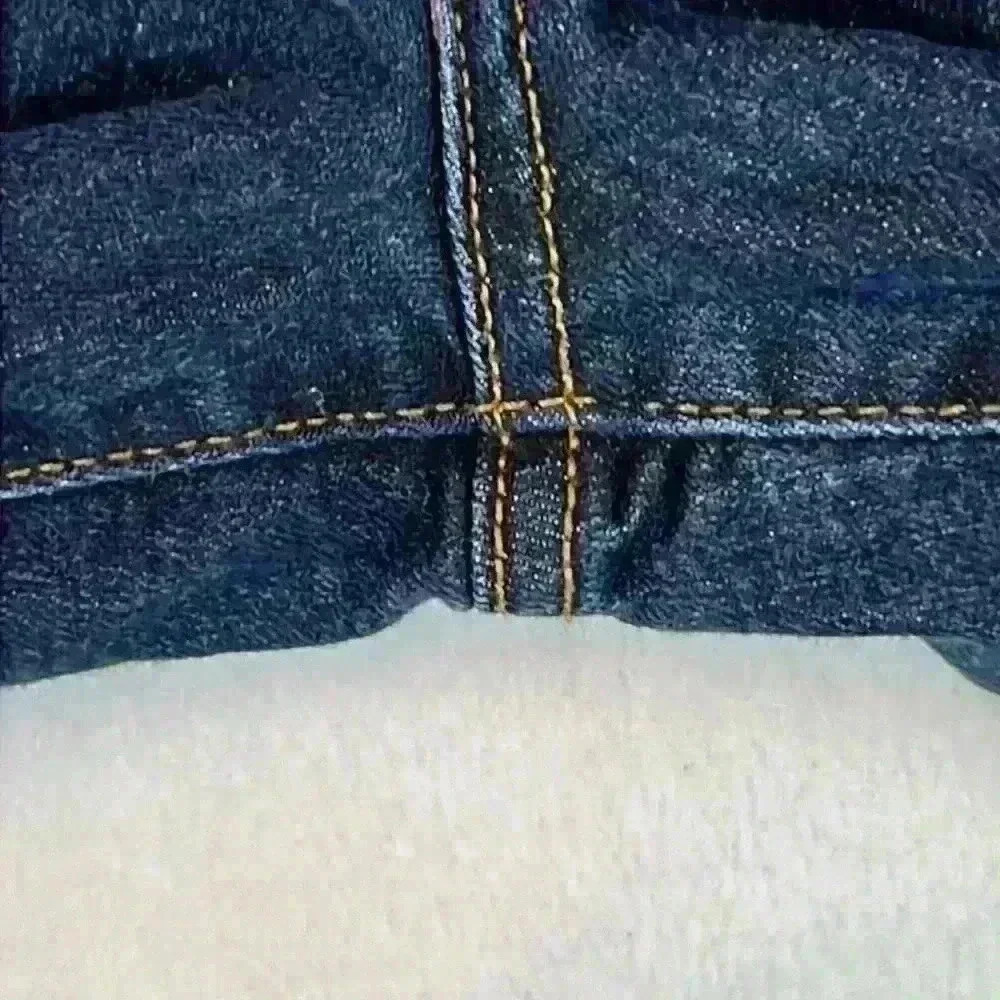 Lucky Brand Jeans Boys 18 Blue Straight Leg Med Wash 5-Pocket - Picture 5 of 12